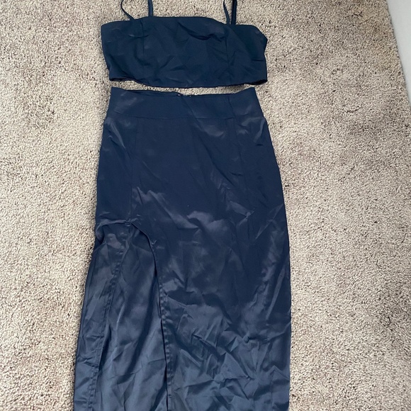 Navy Blue Satin Skirt Set - Picture 1 of 2
